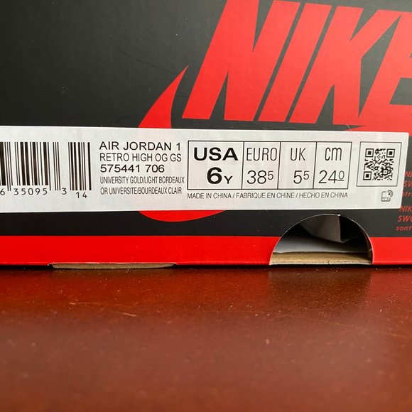 Nike Air Jordan 1 High OG "Brotherhood" (GS) - Youth 6/Women's 7.5/Men's 6 - Picture 8 of 12